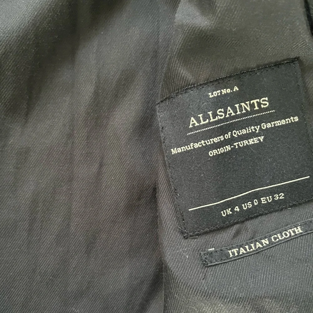 All SAINTS Hyde monument coat - Picture 3 of 5